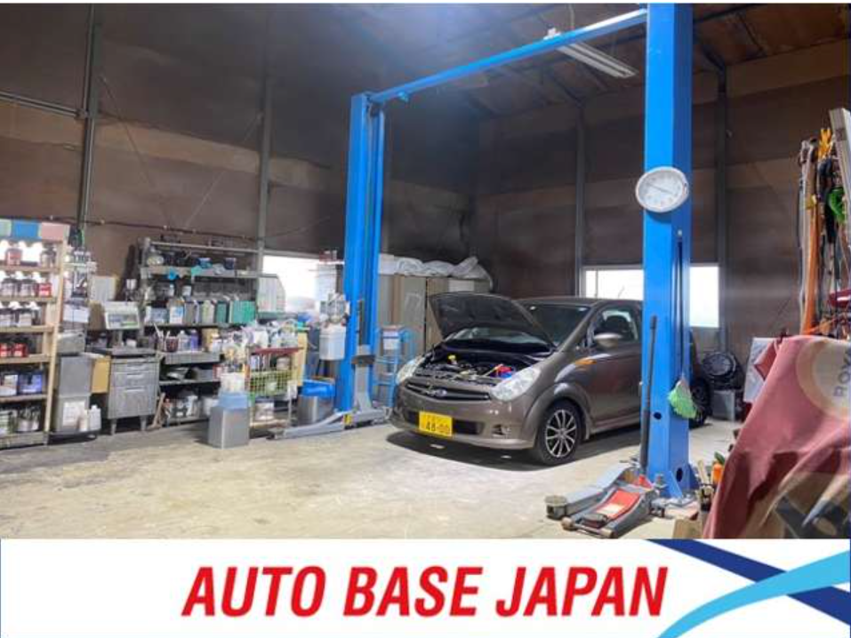 AUTO BASE JAPAN整備工場